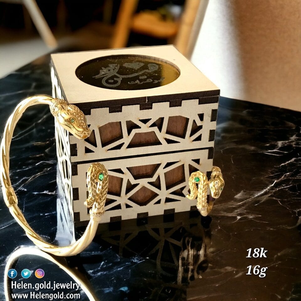 طقم ذهب اسورة وخاتم ثعبان بعيون خضراء 13 طقم ذهب اسورة وخاتم ثعبان بعيون خضراء