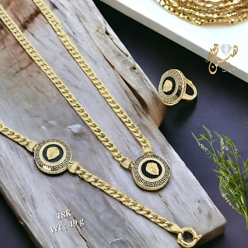 طقم ذهب فرزاتشي عيار 18 أنيق وعصري 13 طقم ذهب فرزاتشي عيار 18 أنيق وعصري